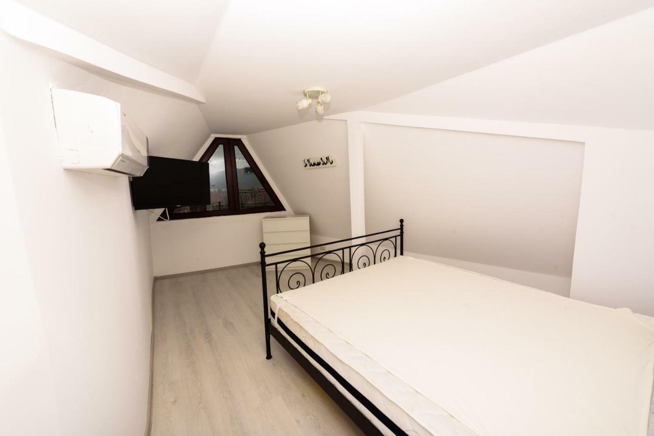 Casa Sky Apartment โอร์โชวา ภายนอก รูปภาพ