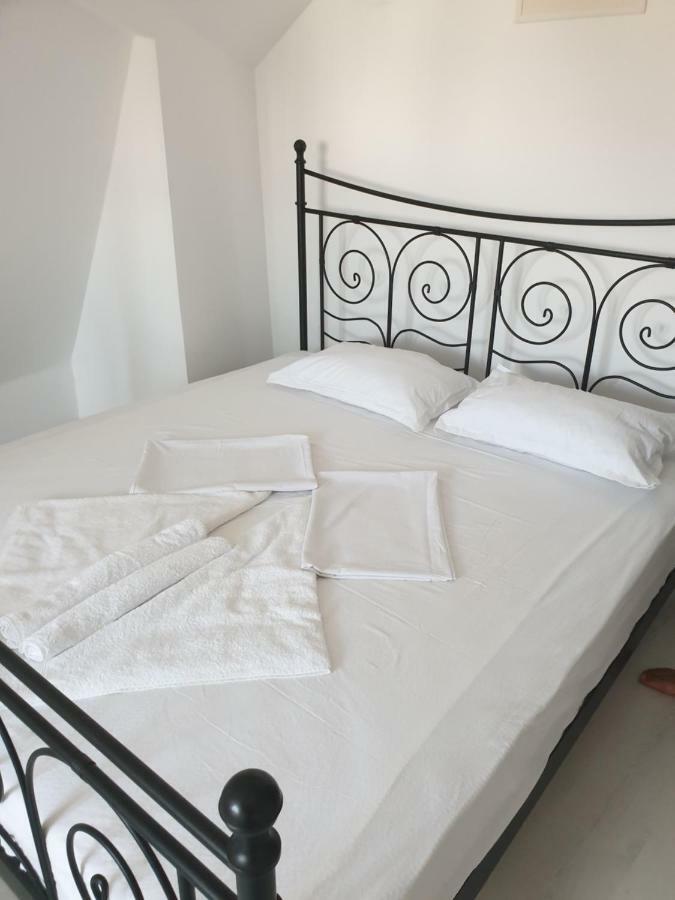 Casa Sky Apartment โอร์โชวา ภายนอก รูปภาพ